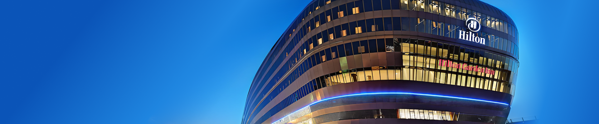 Photo of the outside of the Hilton Building in Frankfurt.